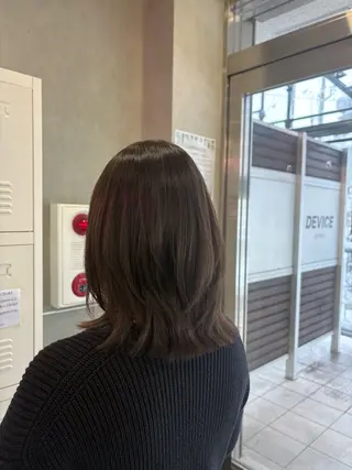 ミディアム カラー ナルミ ケイスケのヘアスタイル