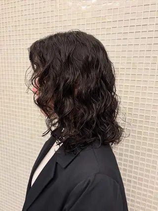 ミディアム パーマ 宮嶋 蓮のヘアスタイル