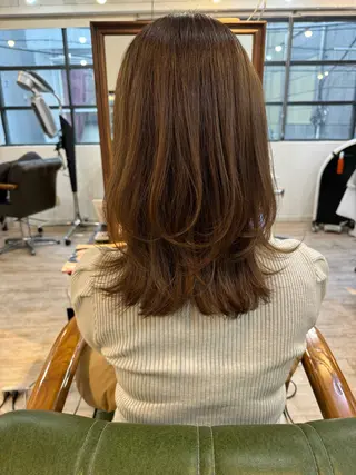 ミディアム レイヤー×縮毛矯正 中屋光貴のヘアスタイル