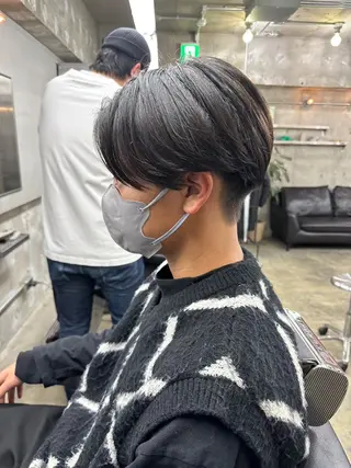 ショート メンズ 亀井隆汰/メンズ専門 パーマ/フェード可のヘアスタイル