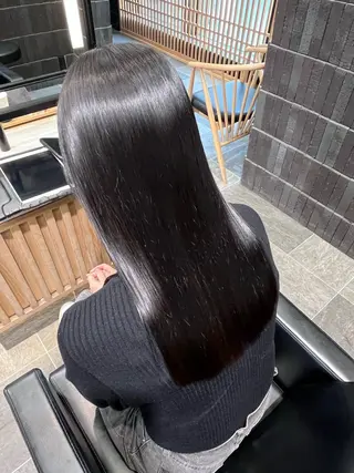 セミロング カラー 𝑺𝒂𝒌𝒊 🩶マンツーマン施術のヘアスタイル