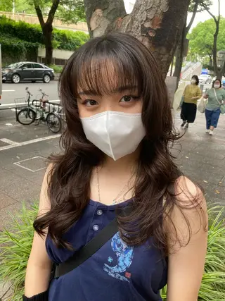 ロング パーマ 大岩 茉愉のヘアスタイル