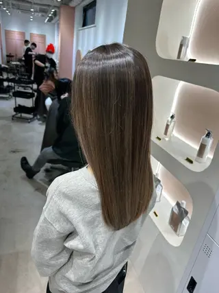 セミロング 艶髪/髪質改善 塩屋公一朗のヘアスタイル