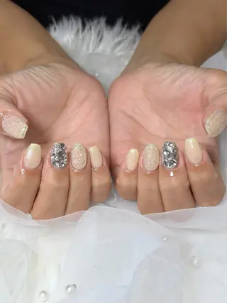 ネイル nailsalon_ riri♡のネイルデザイン