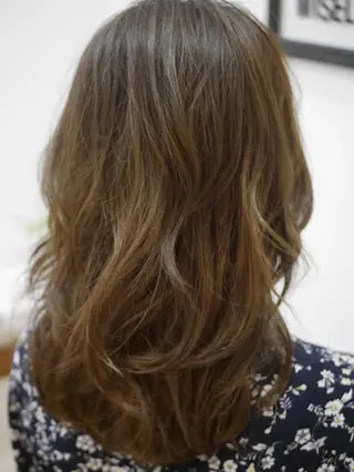 セミロング カラー Lucet byＮＹＮＹのヘアスタイル