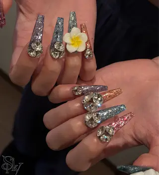 ネイル Spiky とうげ ふうかのネイルデザイン