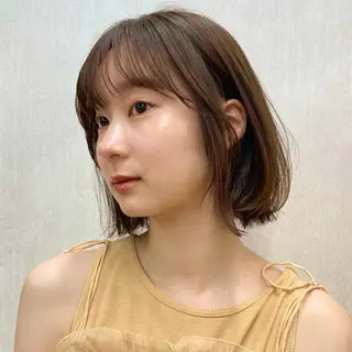 ショート カラー 顔まわり🥨レイヤー /透明感/水口舞奈のヘアスタイル