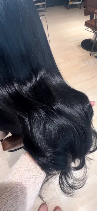 ロング レイヤー/艶感カラー /LILICAのヘアスタイル