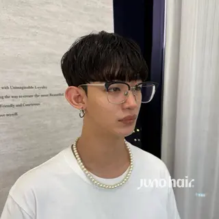 メンズ 韓国レイヤー🪽 無重力パーマナツキのヘアスタイル