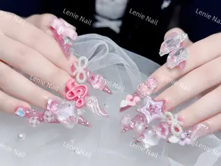 ネイル Lenie Nail Salonのネイルデザイン