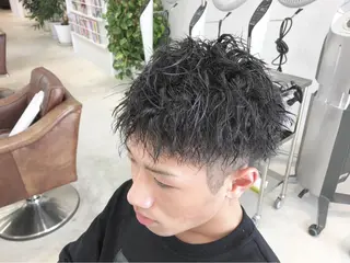パーマ メンズ 鈴木 翔梧のヘアスタイル