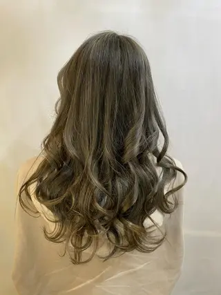 ロング 長濱 俊のヘアスタイル