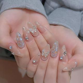 ネイル Queens テイのネイルデザイン