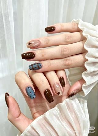 ネイル Aura Nail ✨スス✨(アヤ)のネイルデザイン