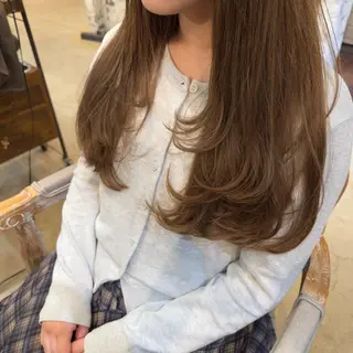 セミロング カラー 中村 龍輝のヘアスタイル