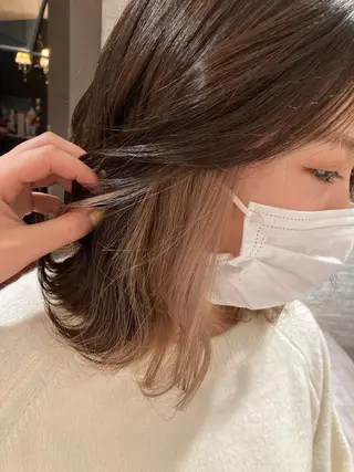 ショート カラー 曲がる縮毛矯正 LIBER 岩名のヘアスタイル