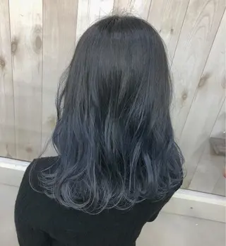 ミディアム Loob.TOKYO MIYA🌈のヘアスタイル