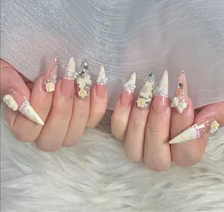 ネイル Rinaky Amee Nailのネイルデザイン