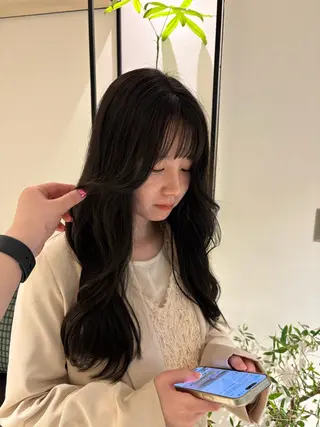 ロング カラー SHEA /縮毛矯正 イソダハルカのヘアスタイル