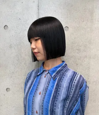 ショート カラー ヘアアレンジ ボブ艶モテカラー🫧 カリンのヘアスタイル