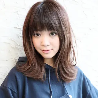 カラー ミディアム Endearing 銀座/レイヤーカットのヘアスタイル