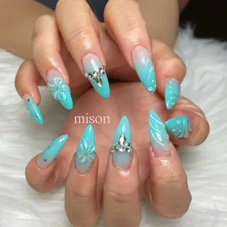ネイル mison 安形友花のネイルデザイン