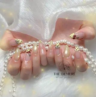 ネイル Demure Amy 銀座店のネイルデザイン