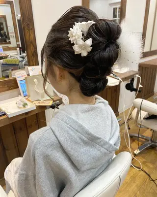 セミロング ヘアアレンジ アレンジ&ショート 💙YUKINOのヘアスタイル