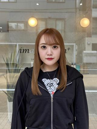 セミロング 韓国ヘアケアブリーチ 莉奈のヘアスタイル
