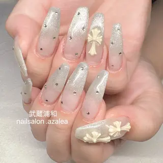 ネイル R inのネイルデザイン