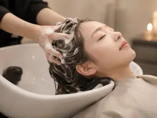 💟艶カラー・トリー トメント/リサ🤍のヘアスタイル