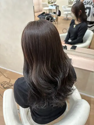 ミディアム 巻ける髪質改善🫧ハ イライト/永田汰伊智のヘアスタイル