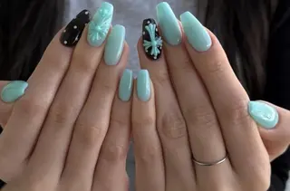 ネイル Luna Nailsのネイルデザイン