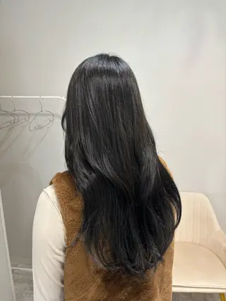 ロング カラー piLLon mayuのヘアスタイル
