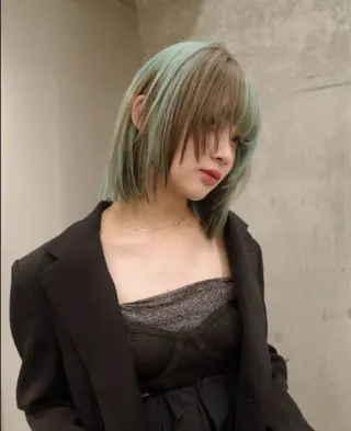 ミディアム カラー ヘアアレンジ キッズ 栄💗レイヤー｜ショ ートカット｜haruのヘアスタイル