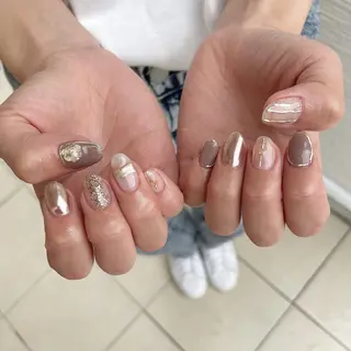 ネイル ネイルサロン Meluríのネイルデザイン