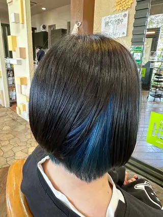 ショート カラー 新田 甲のヘアスタイル