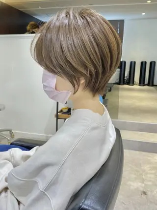 ショート 山嵜 菜織のヘアスタイル