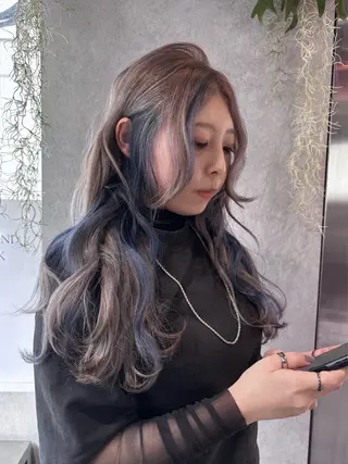 ロング カラー ヘアアレンジ iona/ハイトーン /ネイルのネイルデザイン