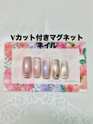 ネイル 新宿ネイルサロン ジェミディローサのネイルデザイン