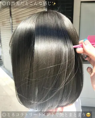 ミディアム カラー navile momoのヘアスタイル