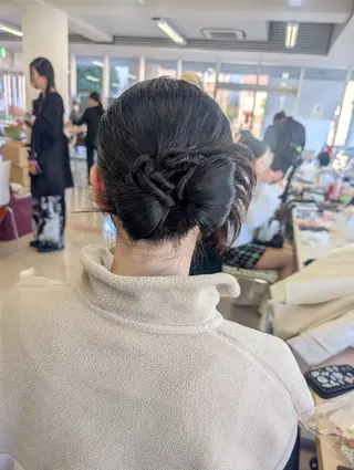 ヘアアレンジ 大人髪ヘアセット/ 切りたて感なしカットのヘアスタイル