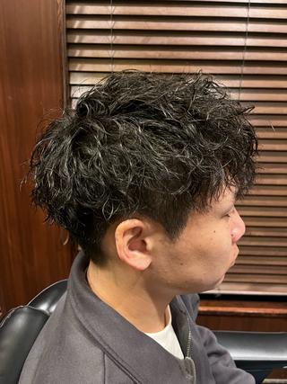 パーマ メンズ ヒロ銀座川崎 志田健介のヘアスタイル
