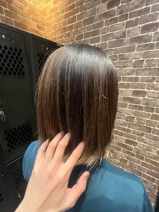 ミディアム カラー 久木原 ゆりのヘアスタイル
