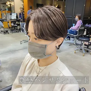 ショート カラー 透明感カラー🌿 グレージュ🐺陽介のヘアスタイル