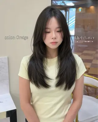 ロング カラー 大人韓国レイヤ ー特化|角岡泉希🩶のヘアスタイル