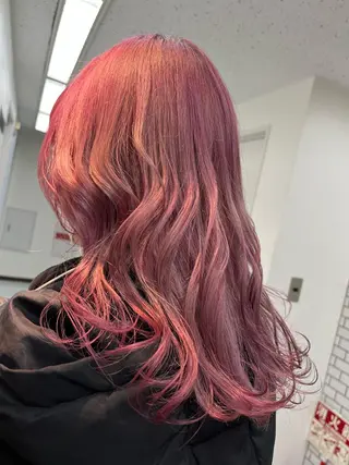 カラー Itsuki .のヘアスタイル