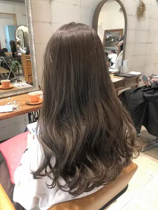 ロング カラー ひろせ かなのヘアスタイル
