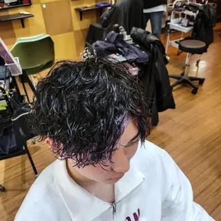 メンズ 特殊パーマ 片山恭兵のヘアスタイル