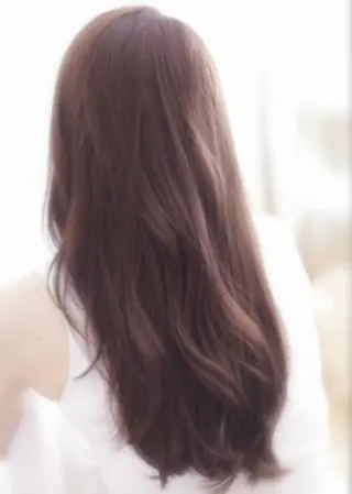 ロング カラー 🇰🇷韓国風艶髪✨ 髪質改善 倉岡しおんのヘアスタイル